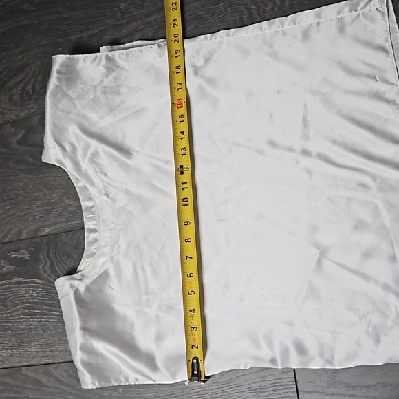 Vintage Karen Morgan white top with shoulder pads - Picture 7 of 7